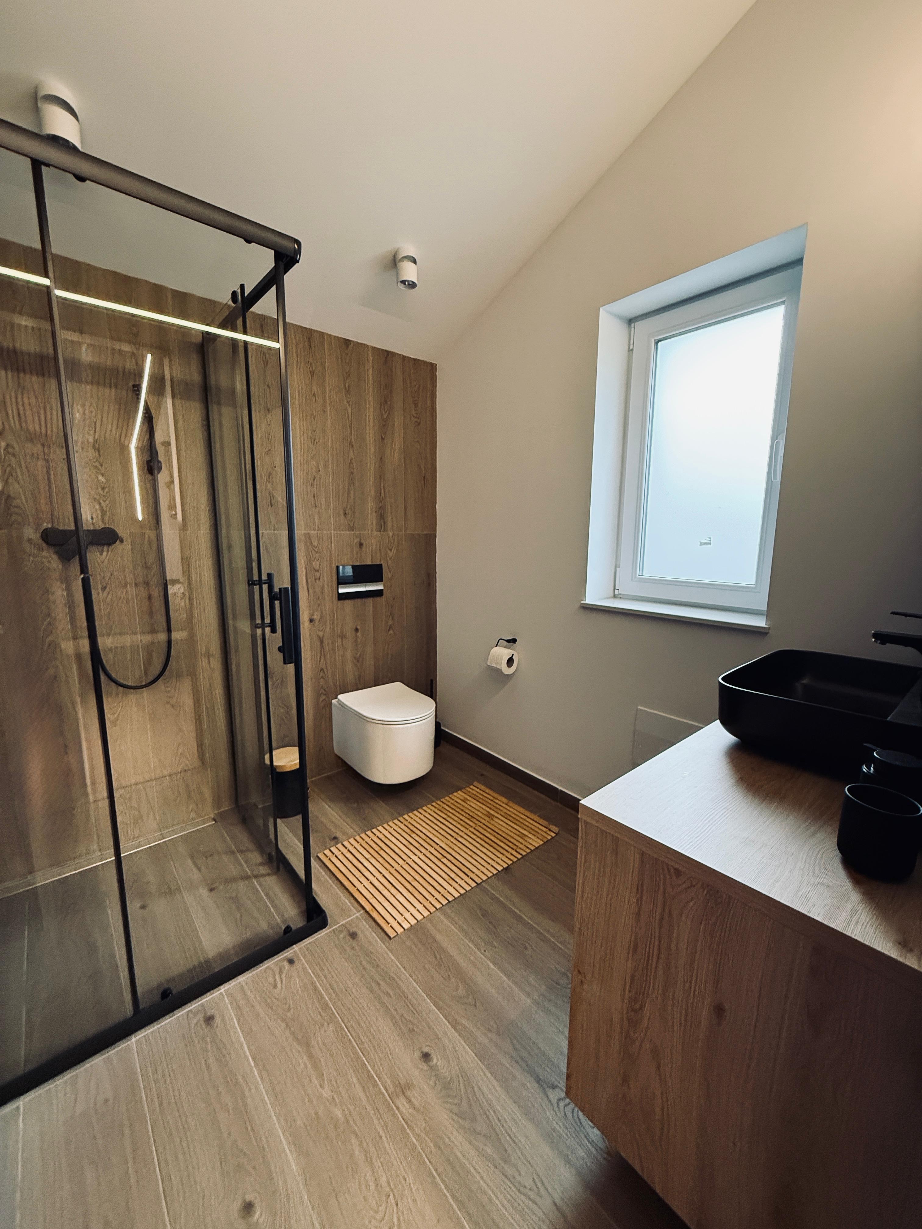 Executive Gold Single